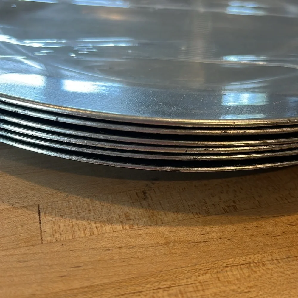 Ashland Plate Chargers